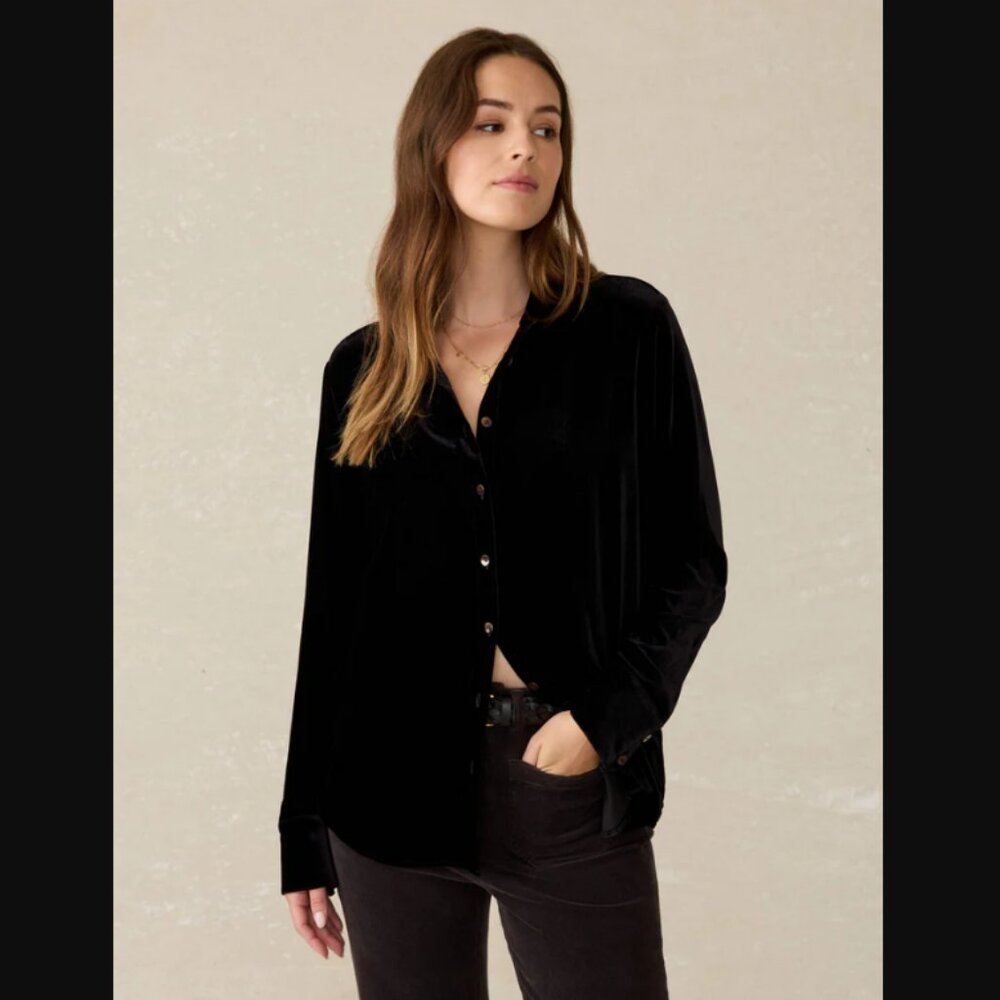 Faherty Black Velvet Button-Up Shirt Size Small